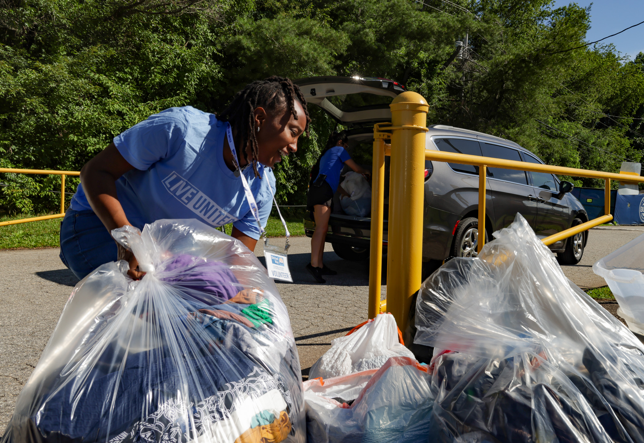 Truist Volunteers load clothing